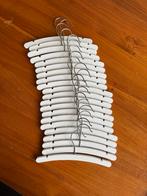 Kinderkleding hangers - HEMA, Ophalen of Verzenden, Zo goed als nieuw, Hout, Kinderen