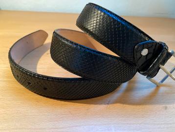 Zwarte Italiaanse python slangenleer riem 115 cm 4  cm beschikbaar voor biedingen