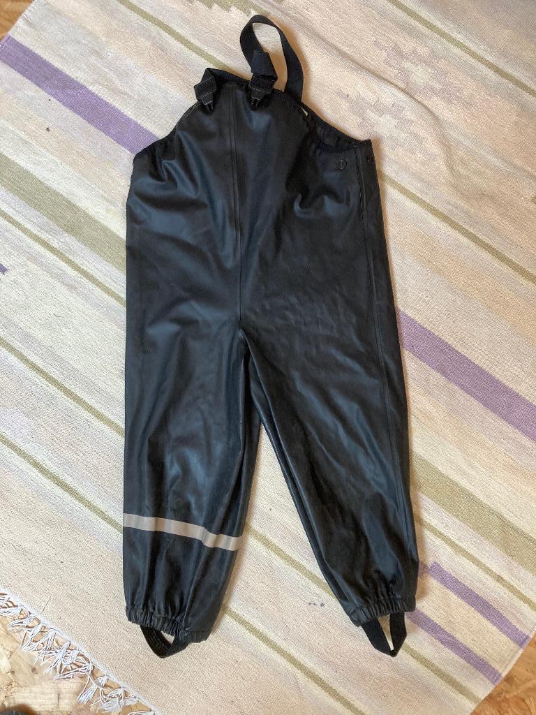 Regenbroek kind jongen meisje zwart maat 98 - 104, Ophalen of Verzenden, Gebruikt, Jongen of Meisje, Jurk of Rok