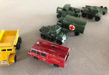 Lesney chique wagens, oldtimers en legervoertuigen beschikbaar voor biedingen