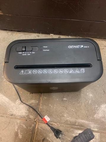 Genie 440 X Papierversnipperaar beschikbaar voor biedingen