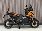 Honda Honda 750 X-ADV TWO TONE FORGED CARBON AKRAPOVIC TERMI, Motoren, Motoren | Honda, 2 cilinders, 745 cc, Bedrijf, Meer dan 35 kW