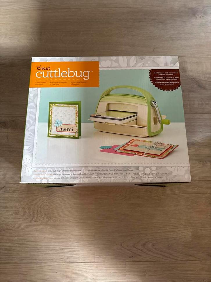 Cricut Cuttlebug Stans- en Embossingmachine - Nieuw, Hobby en Vrije tijd, Scrapbooking, Zo goed als nieuw, Slicemachine of Snijmachine