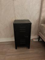 Vintage metalen nachtkastjes, Ophalen, Gebruikt