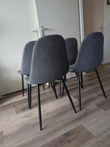 4 Eetkamerstoelen 