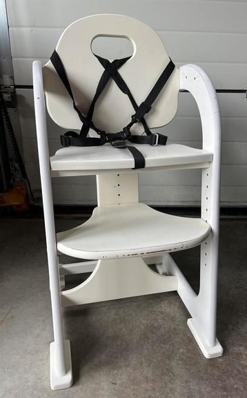 Kinderstoel beschikbaar voor biedingen