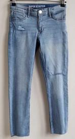 H & M super stretchy gave jeans met used look mt. 128, Kinderen en Baby's, Kinderkleding | Maat 128, Meisje, Ophalen of Verzenden