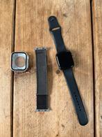Apple watch series 5 44mm, Sieraden, Tassen en Uiterlijk, Smartwatches, Gebruikt, Apple Watch ⌚️, Zwart, IOS