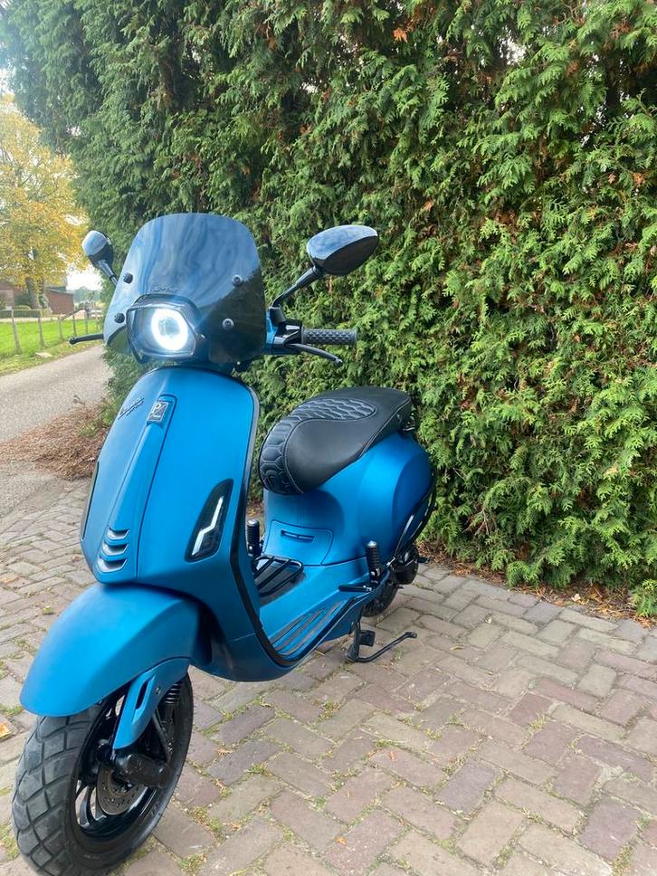 Vespa sprint - Akrapovic - 80cc malossi pakket - 45km/h -, Fietsen en Brommers, Brommers | Vespa, Zo goed als nieuw, Overige modellen