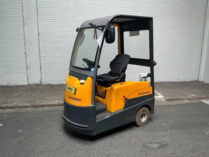 Jungheinrich - EZS-570 - Takelwagen - 2015, Zakelijke goederen, Machines en Bouw | Heftrucks en Intern transport, Overige typen