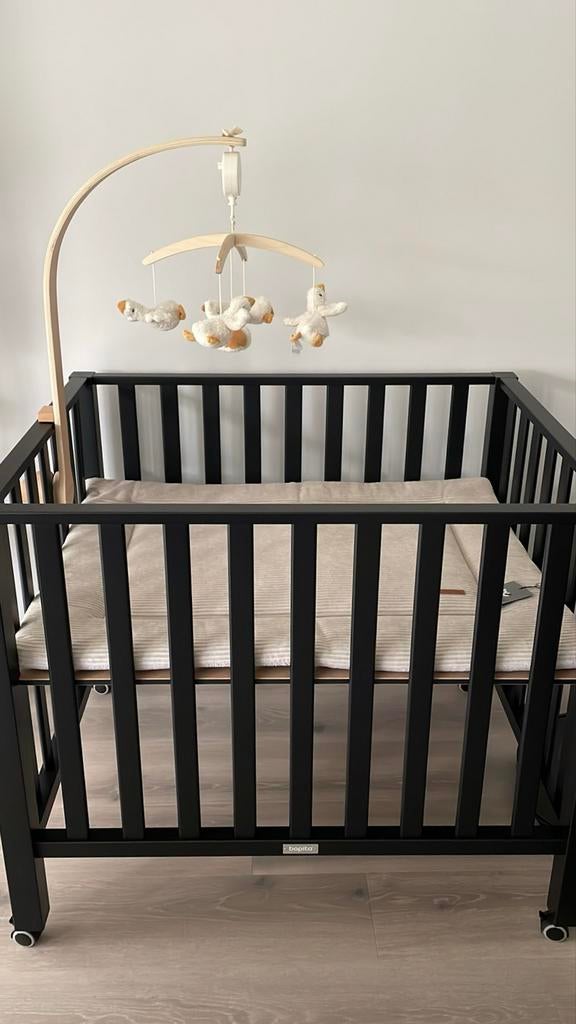 Zwarte box op wieltjes - Bopita Brent, Kinderen en Baby's, Boxen, Ophalen, Zo goed als nieuw, Vierkant, In hoogte verstelbaar