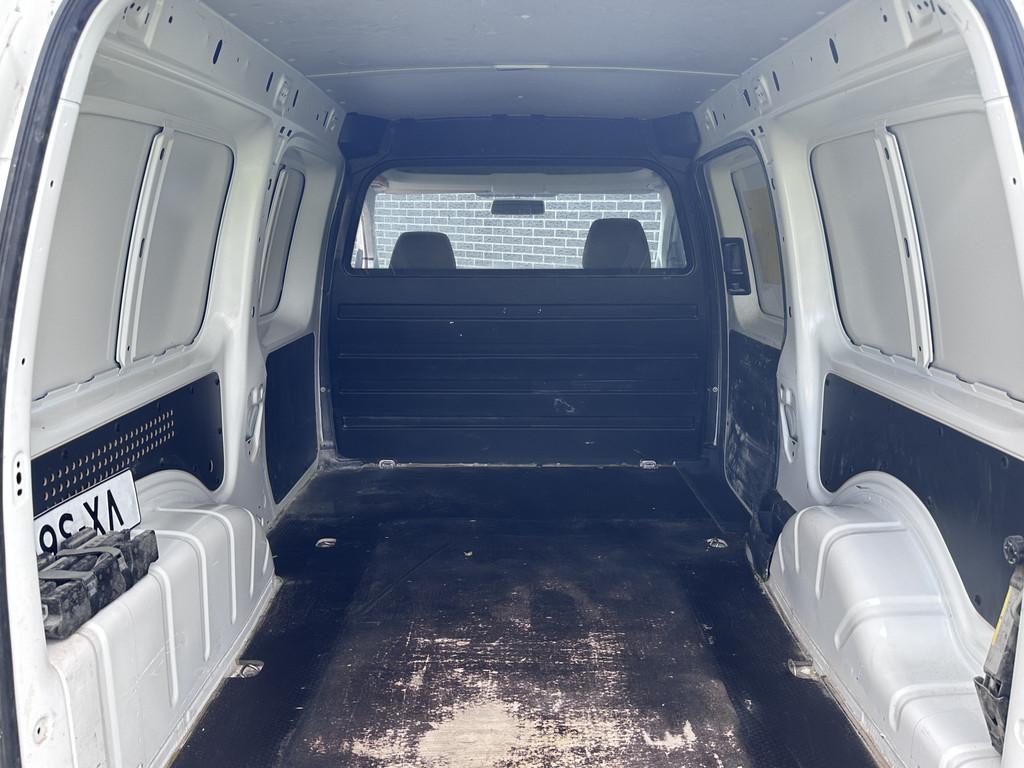 Volkswagen Caddy 2.0 TDI L2H1 BMT Maxi Trendline | Dealer on, Voorwielaandrijving, Stof, Gebruikt, Euro 6