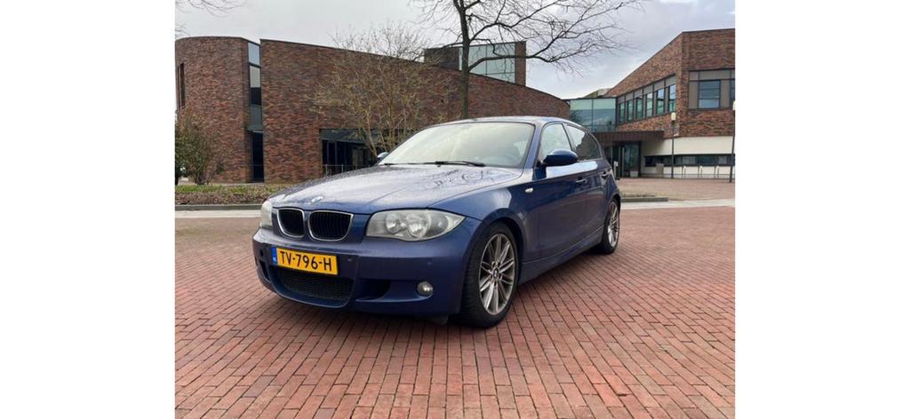 BMW 1-serie 116i M pakket in onderdelen!, Auto-onderdelen, Ophalen, Gebruikt, Voor, Bumper