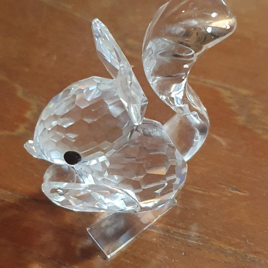 Swarovski eekhoorn met nootje, Ophalen, Zo goed als nieuw, Figuurtje