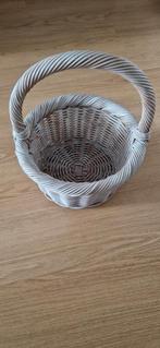 Mand met hengsel, Ophalen of Verzenden, Rond, Riet