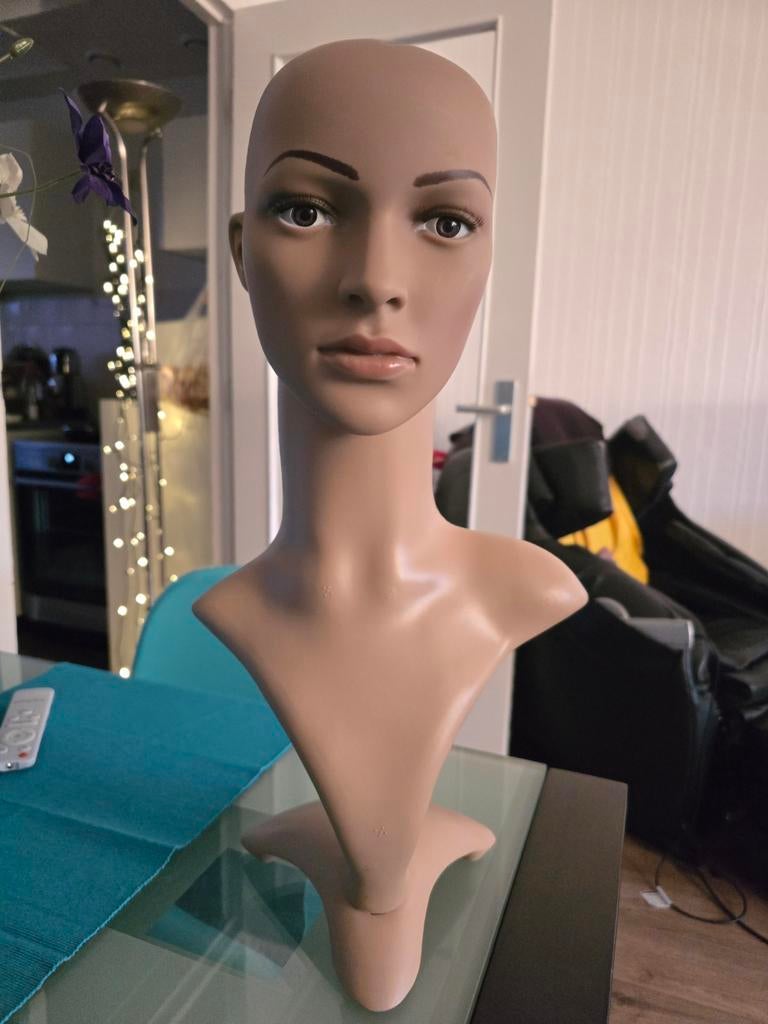 Nieuwe bust van duurzaam materiaal, Ophalen of Verzenden