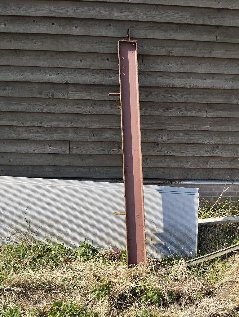 Spanten voor een schuilstal, Weidegang, 2 of 3 paarden of pony's