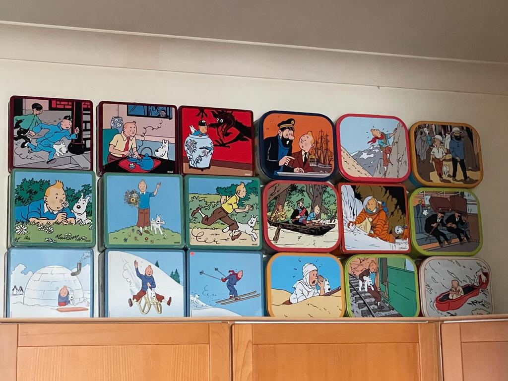 Kuifje - 29 blikken dozen en 2 posters, Ophalen, Gebruikt, Overige