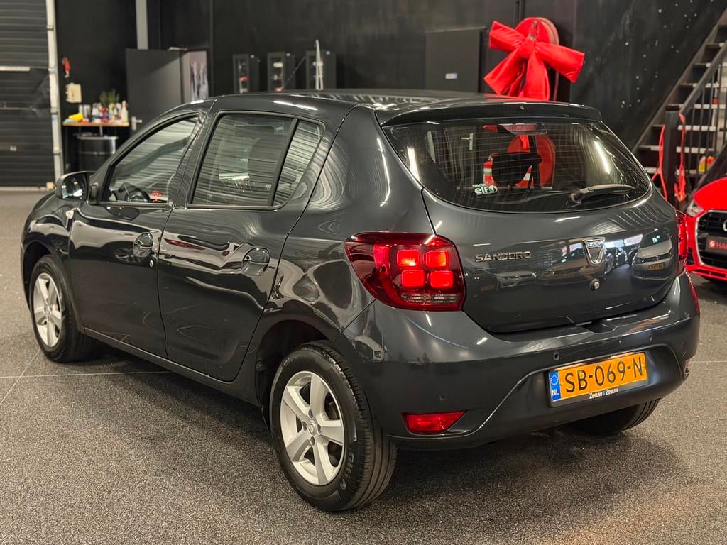 Dacia Sandero 0.9 TCe Bi-Fuel Laureate AIRCO/NAVI/CRUISE/CAM, Voorwielaandrijving, 898 cc, Stof, Euro 6