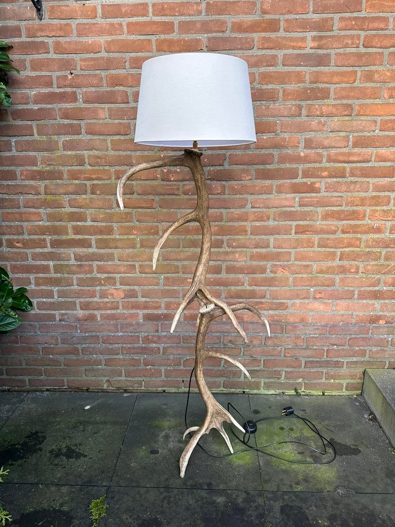 Gewei geweien lamp jacht Veluwe geweien edelhert vloerlamp, Ophalen, Nieuw