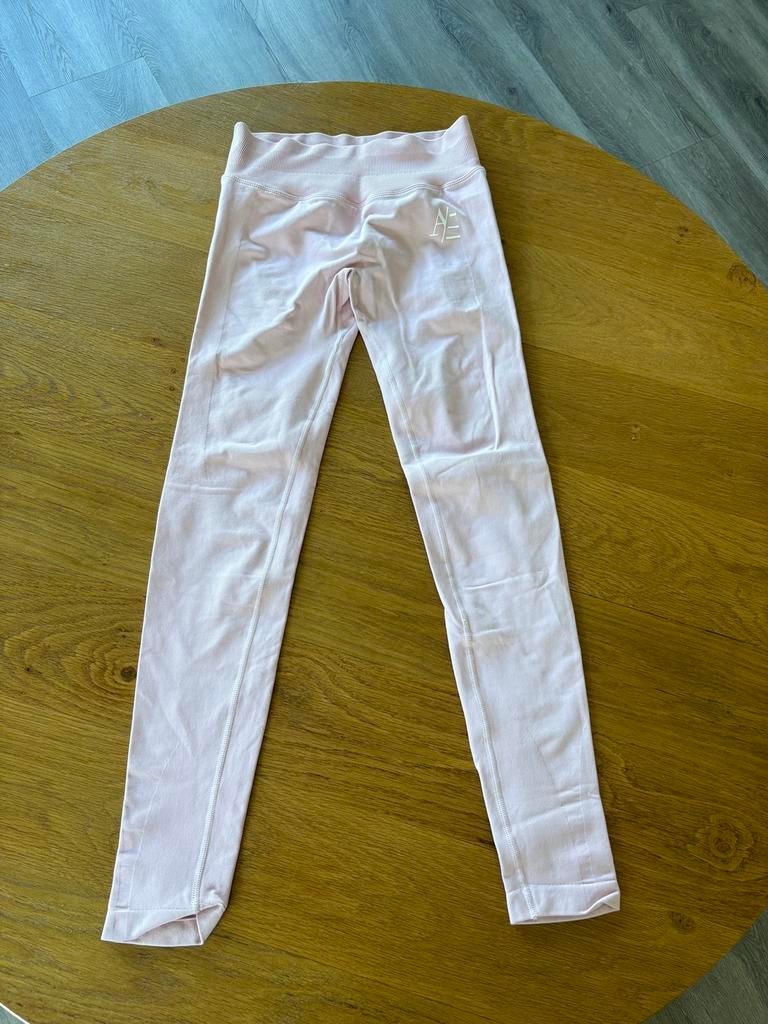 Te koop Ares sport legging maat S, Kleding | Dames, Sportkleding, Ophalen of Verzenden, Roze, Maat 36 (S), Fitness of Aerobics