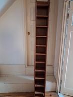 CD=kast, Huis en Inrichting, Woonaccessoires | Cd- en Dvd-rekken, Ophalen, Zo goed als nieuw, Hout, Cd's