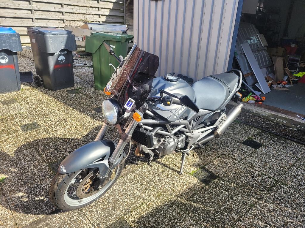 Cagiva Raptor 650IE  bj.2007  vraagpr. 2250   bieden mag, 2 cilinders, Motorrijbewijs A, Particulier, Meer dan 35 kW
