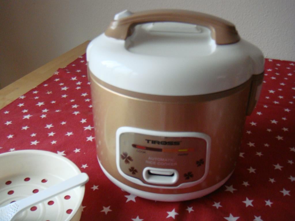 Rijstkoker Tiross TS998 met stoombak, Ophalen of Verzenden