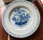 Antiek Delfts Blauw Bord met Bloemmotief dia 23 hoog 3cm, Ophalen of Verzenden