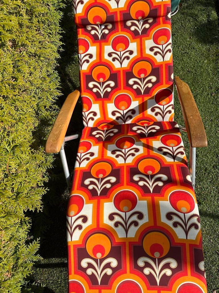 Vintage Retro 70s Ligstoel Tuinstoel Oranje/Wit/Rood, Tuin en Terras, Ligbedden, Gebruikt, Hout, Verstelbaar, Ophalen of Verzenden