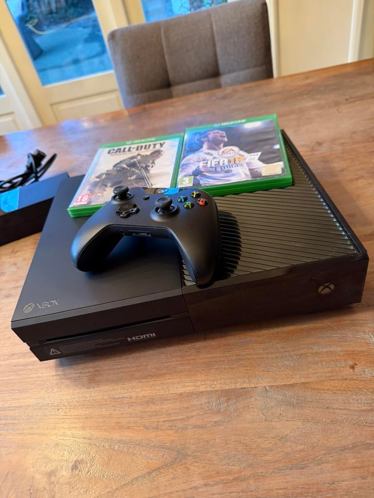 Xbox One console + Controller + Games | compleet, Xbox One, Ophalen of Verzenden, Zo goed als nieuw, Met 1 controller