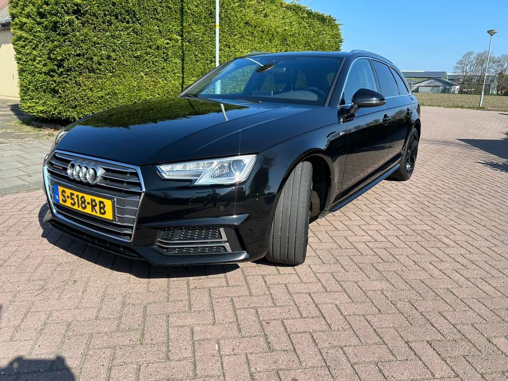 Audi A4 Avant 3.0 TDI Quattro 3x S-Line 330 PK!  2016 Zwart, Auto's, Audi, Automaat, 197 €/maand, Stationwagon, Diesel