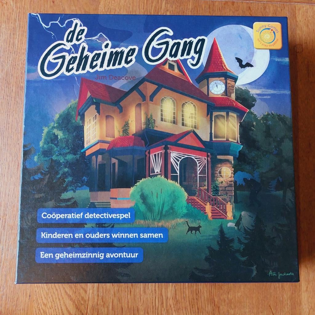 De Geheime Gang - Spannend geheugenspel - Sunny games, Drie of vier spelers, Ophalen of Verzenden, Zo goed als nieuw