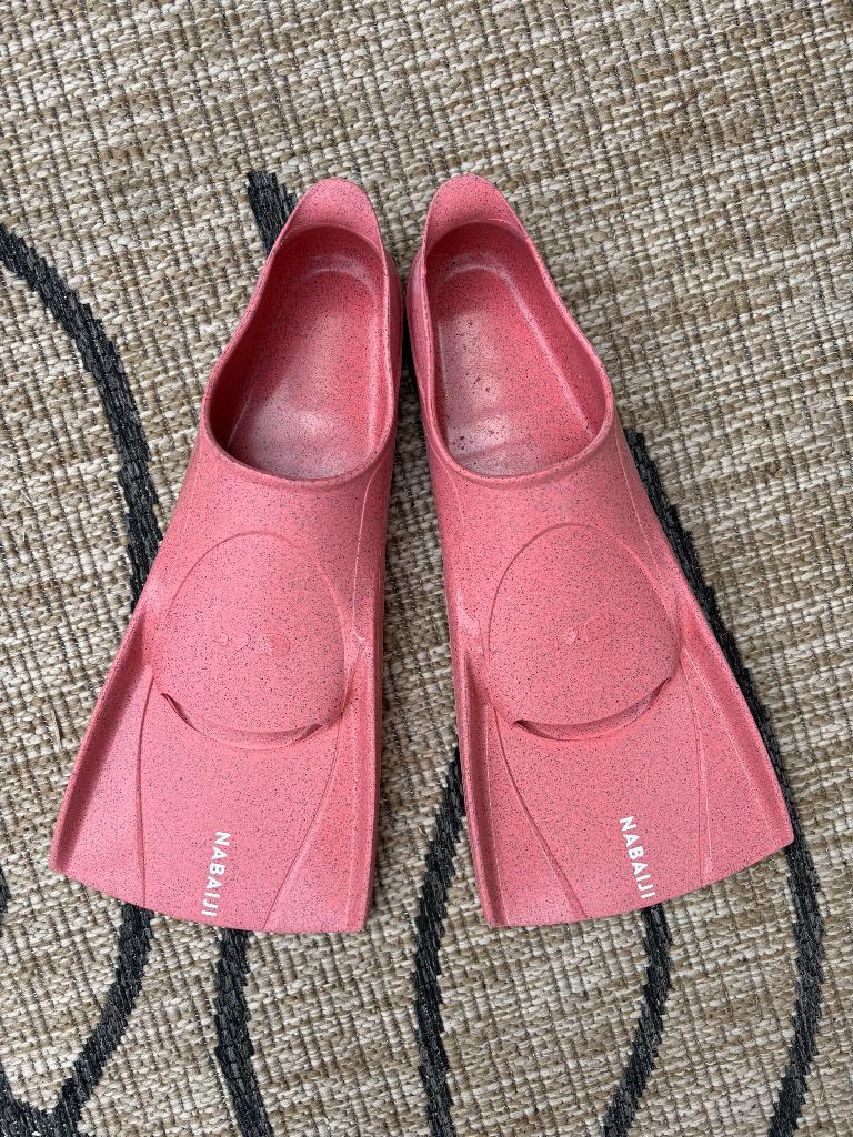 Roze Nabaji zwemvliezen / flippers, Ophalen of Verzenden, Gebruikt, Snorkelvinnen