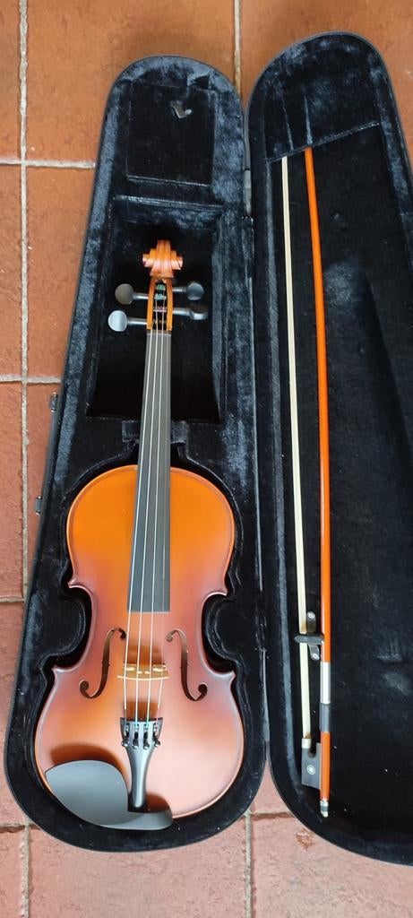 Viool 4/4 met koffer en strijkstok, Muziek en Instrumenten, Strijkinstrumenten | Violen en Altviolen, Ophalen, Zo goed als nieuw