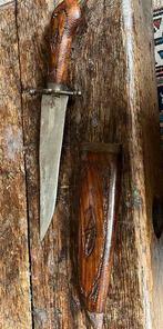 Oude Dolk in Houtsnijwerken Schede - India, Antiek en Kunst, Ophalen of Verzenden