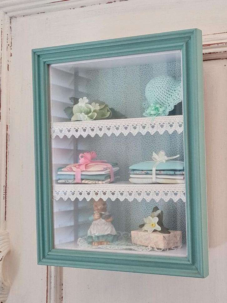 Brocant kijkkastje/miniatuur kastje/wanddecoratie, Verzamelen, Poppenhuizen en Toebehoren, Poppenhuis, Ophalen of Verzenden