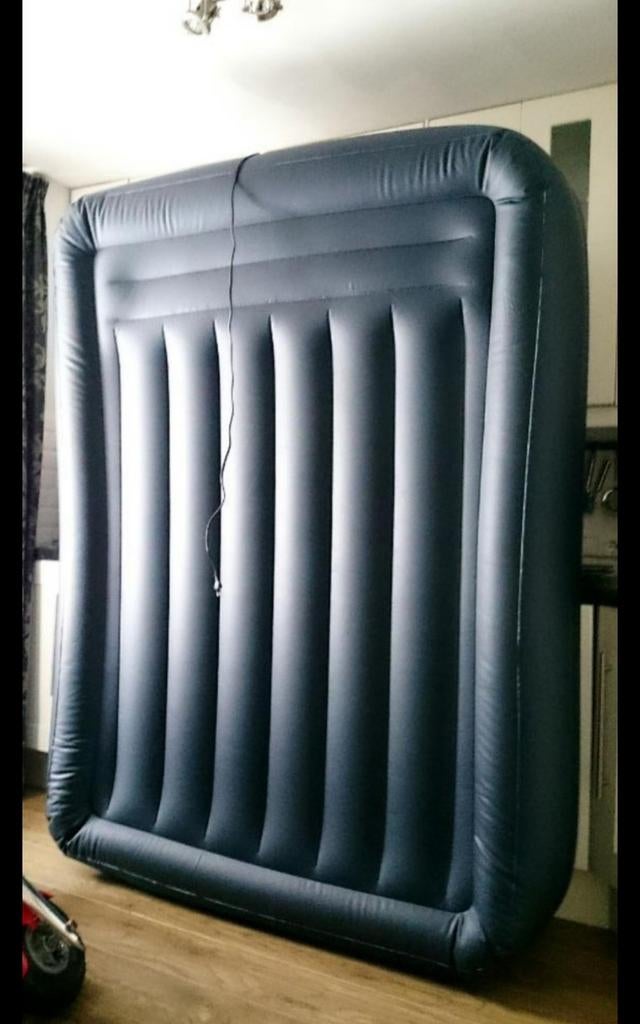 Luchtbed, Ophalen of Verzenden, Zo goed als nieuw