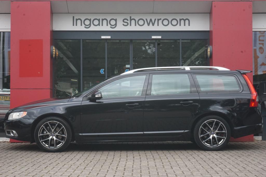 Volvo V70 2.0T R-Edition | Origineel NL | Leder | Navigatie, Auto's, Volvo, Euro 5, Zwart, 4 cilinders, Navigatiesysteem