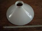 Oude dunne lampenkap., Ophalen of Verzenden, Gebruikt, Rond