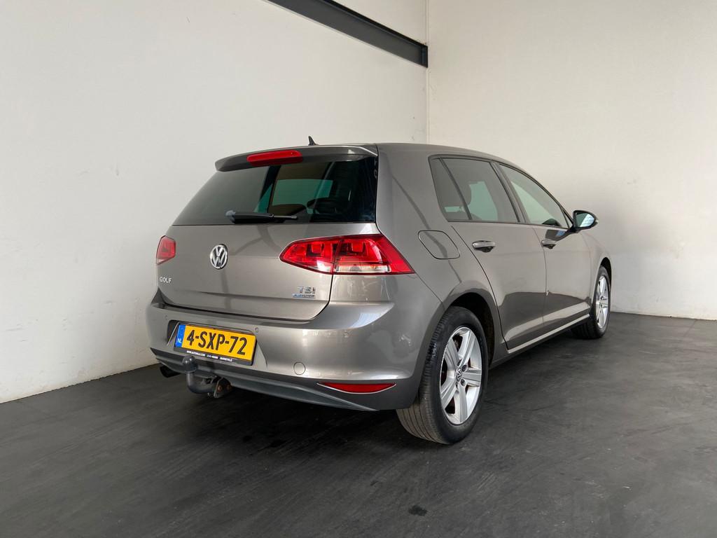 Volkswagen Golf 1.2 TSI Highline. Trekhaak! (bj 2014), Voorwielaandrijving, Euro 5, Gebruikt, 4 cilinders