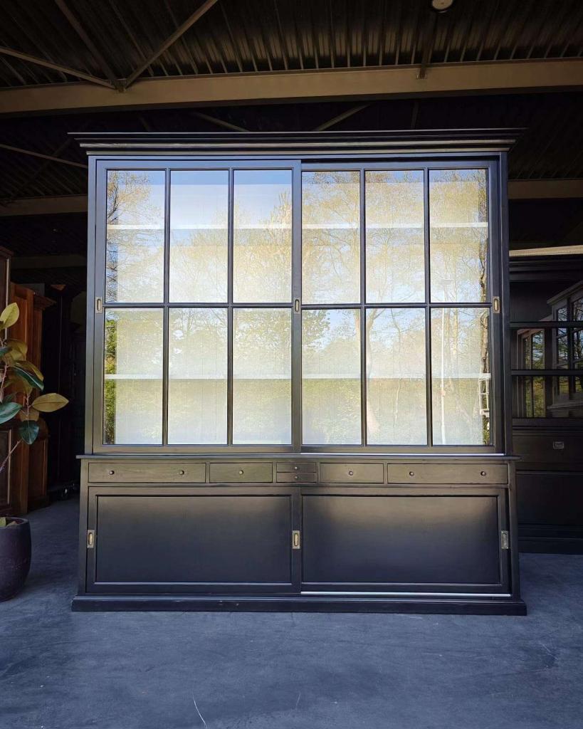 Chique zwarte notariskast | Hoge Buffetkast #4643, Niet ingevuld, Met deur(en), 200 cm of meer, Niet ingevuld