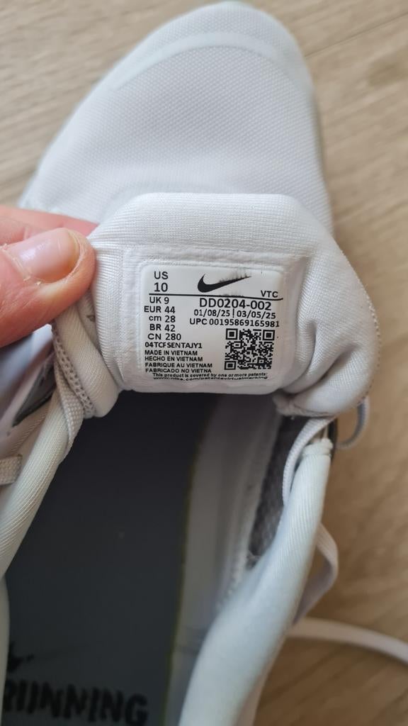 Nike sportschoenen maat 44, Ophalen