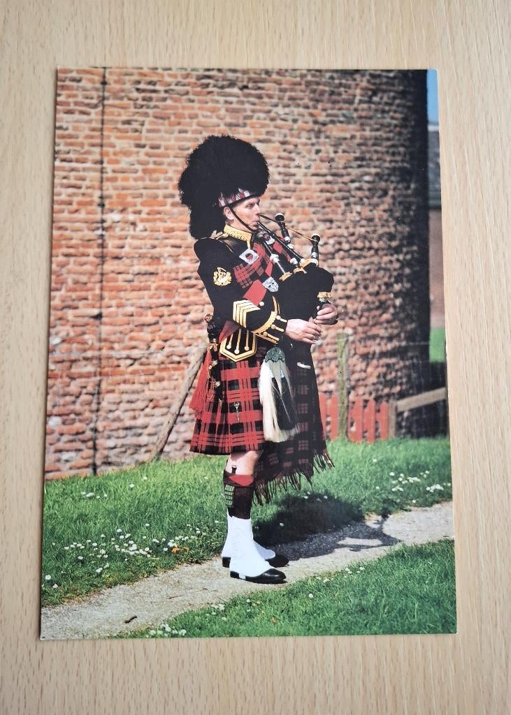 Ansichtkaart doedelzakspeler, Verzenden, 1980 tot heden, Ongelopen, Ambachten of Beroep