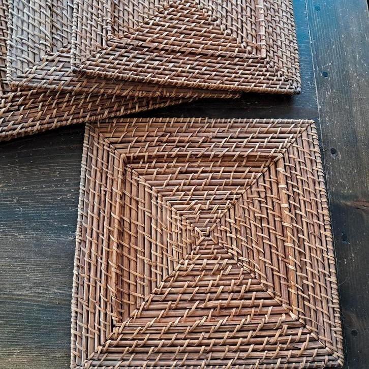 Set van 6 rotan onderzetters/onderborden/ placemat, Huis en Inrichting, Woonaccessoires | Onderzetters, Zo goed als nieuw, Bord