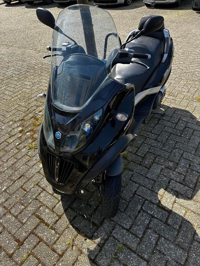 Piaggio MP3 400cc motorscooter, Motoren, Scooter, Particulier, Minimaal motorrijbewijs A2, 1 cilinder