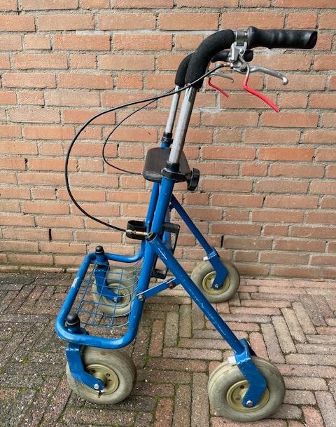 Rollator blauw (original), Diversen, Rollators, Ophalen, Opvouwbaar, Gebruikt