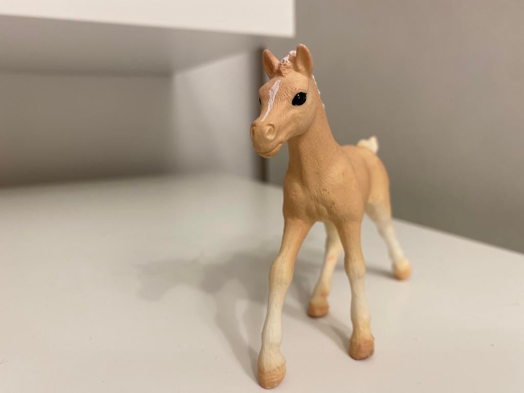 Schleich Arabier Goldie ~ 83045, Verzamelen, Dierenverzamelingen, Ophalen of Verzenden, Zo goed als nieuw, Paard, Beeldje of Figuurtje