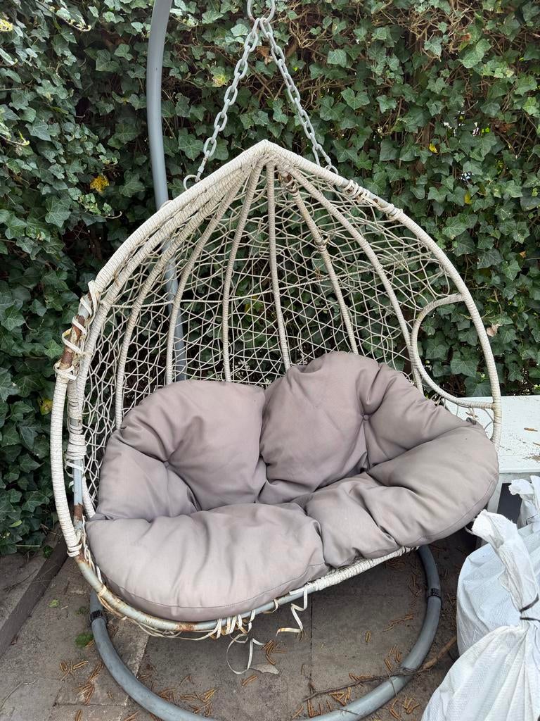 Hangstoel 2-persoons, Ophalen, Gebruikt, Wit, Metaal