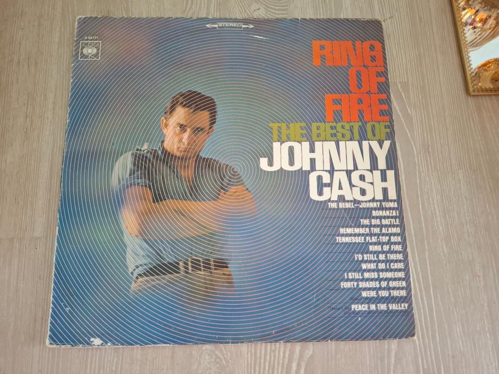 LP Johnny Cash – Ring Of Fire (The Best Of Johnny Cash), Ophalen of Verzenden, 1960 - 1969, Gebruikt, 12 inch